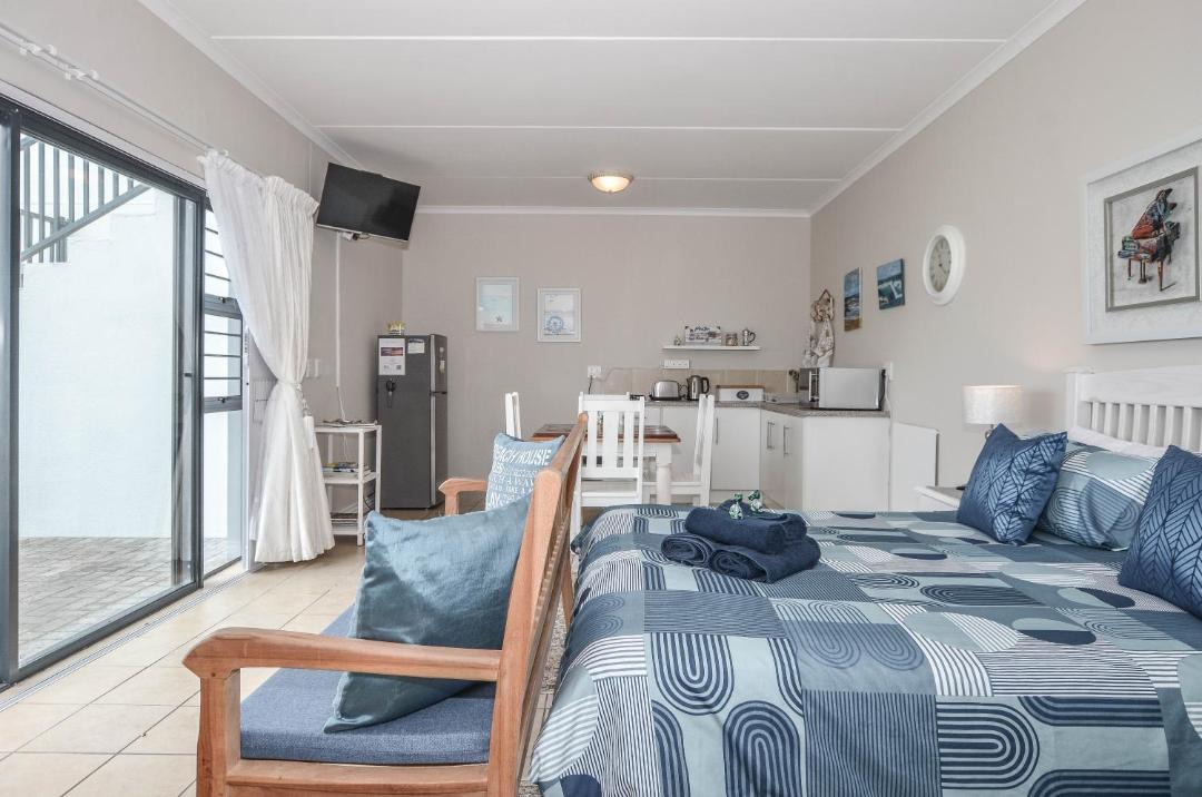Photo of Others in Yzerfontein