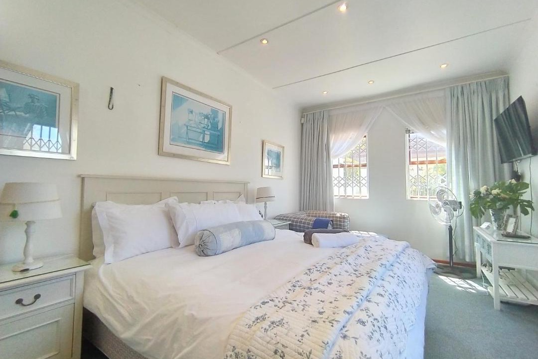Photo of Bedroom in Plettenberg Bay