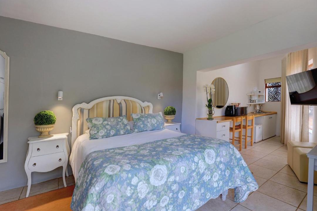 Photo of Bedroom in Wilderness Beach