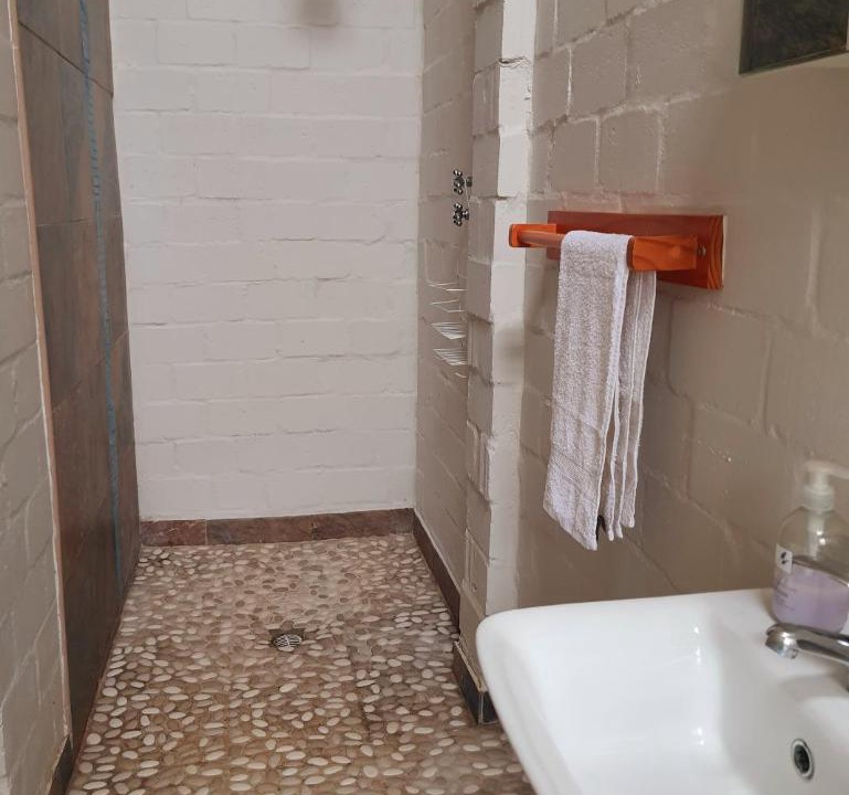 Photo of Bathroom in Grotto Bay