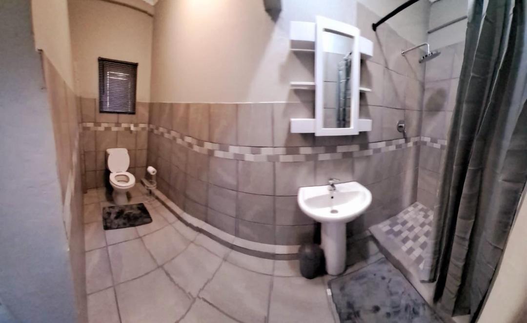 Photo of Bathroom in Vryburg