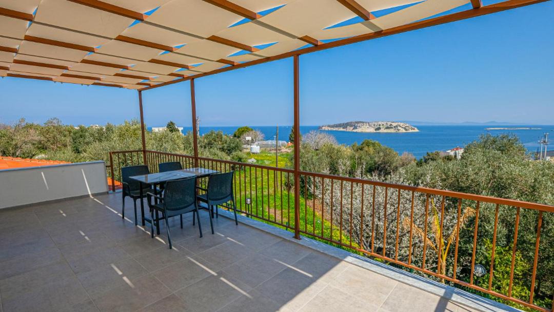 Photo of Patio Balcony in Karaburun