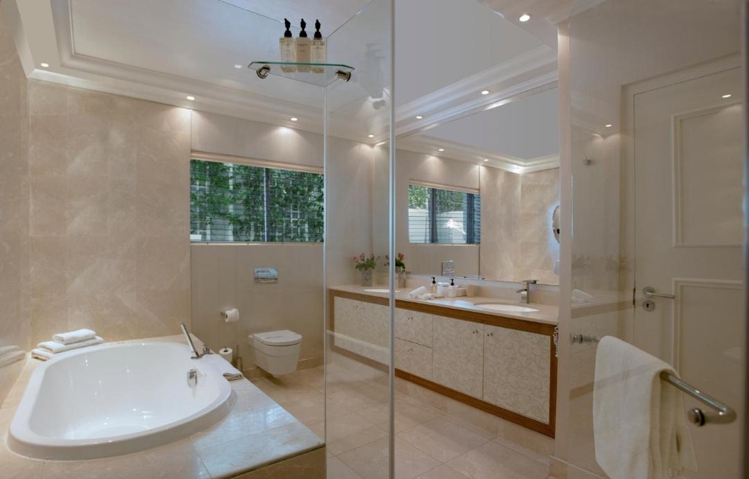 Photo of Bathroom in Bantry Bay
