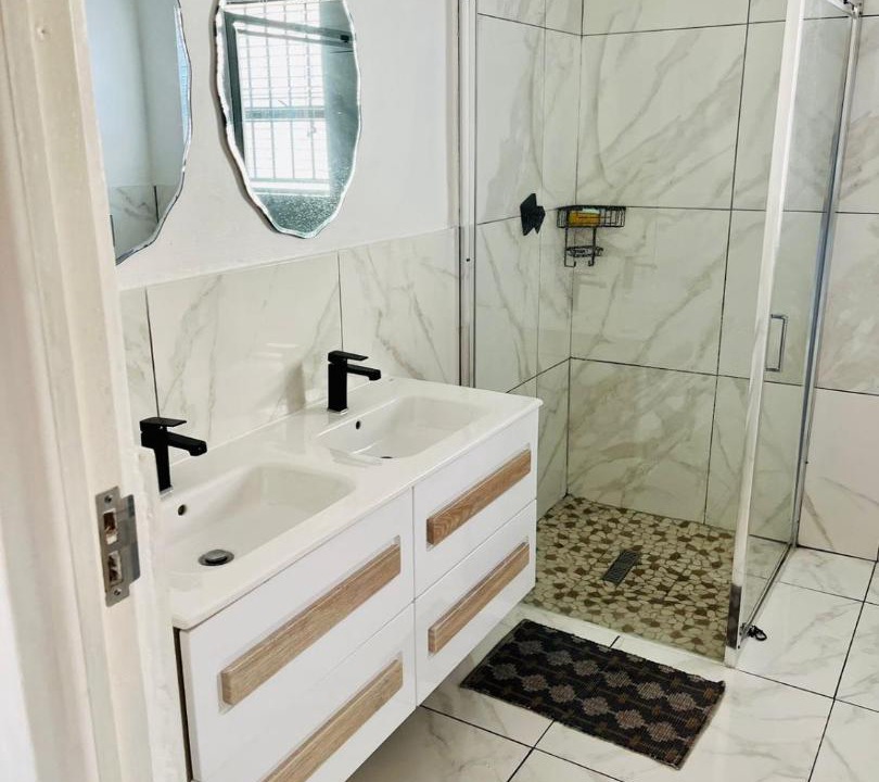 Photo of Bathroom in Equestria