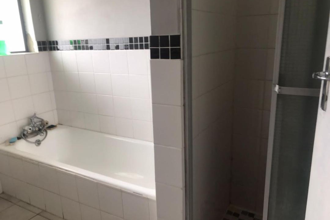 Photo of Bathroom in Gonubie