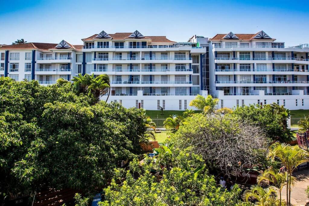 Photo of Buildings in Margate Beach