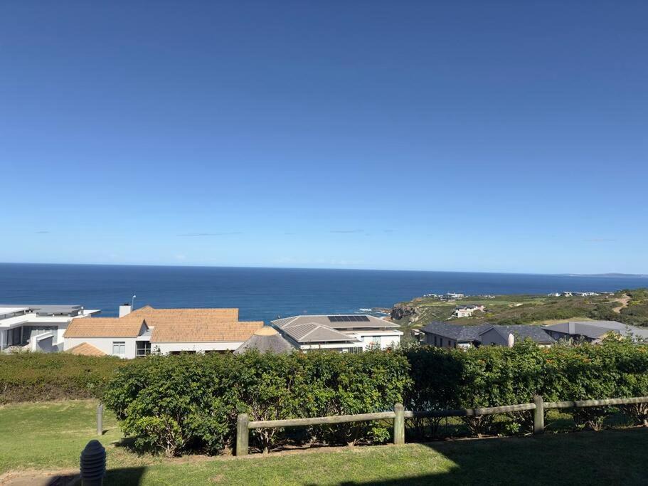 Photo of Others in Pinnacle Point