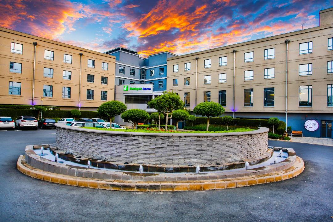 Photo of Buildings in Woodmead