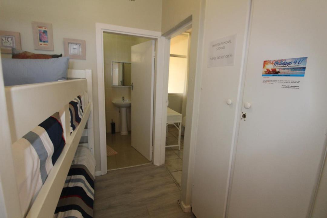 Photo of Bedroom in Manaba Beach
