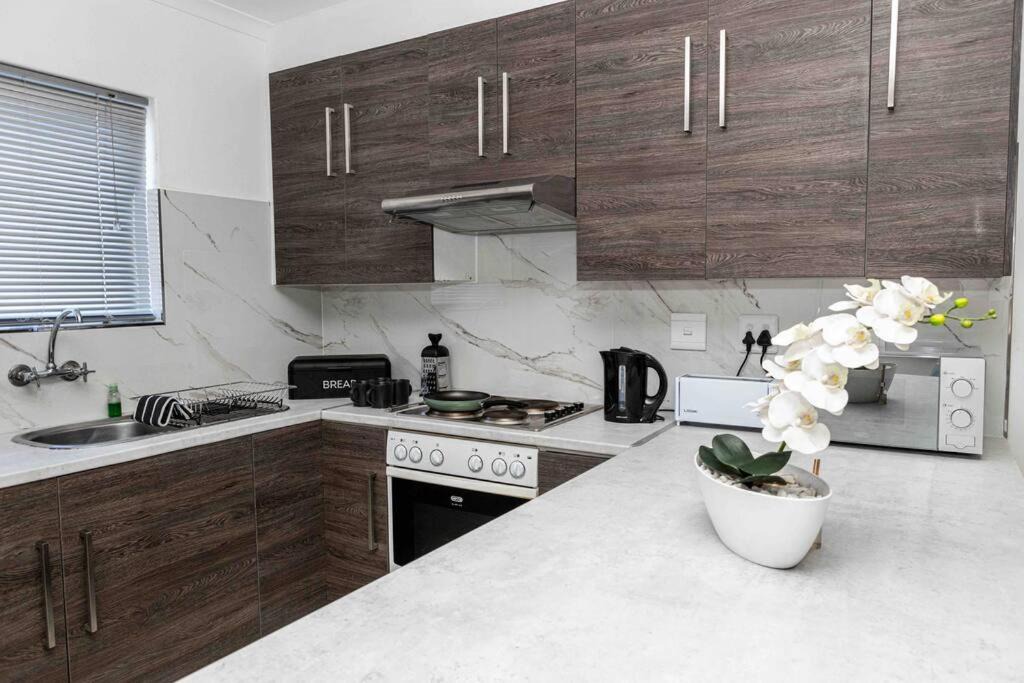 Photo of Kitchen in Century City