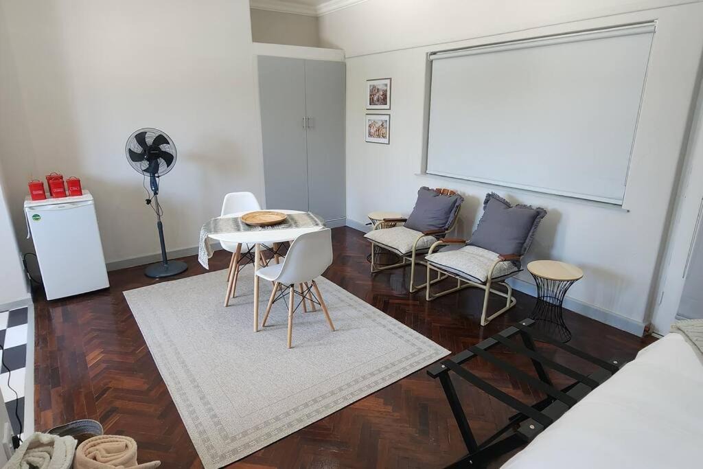 Photo of Livingroom in Somerset West
