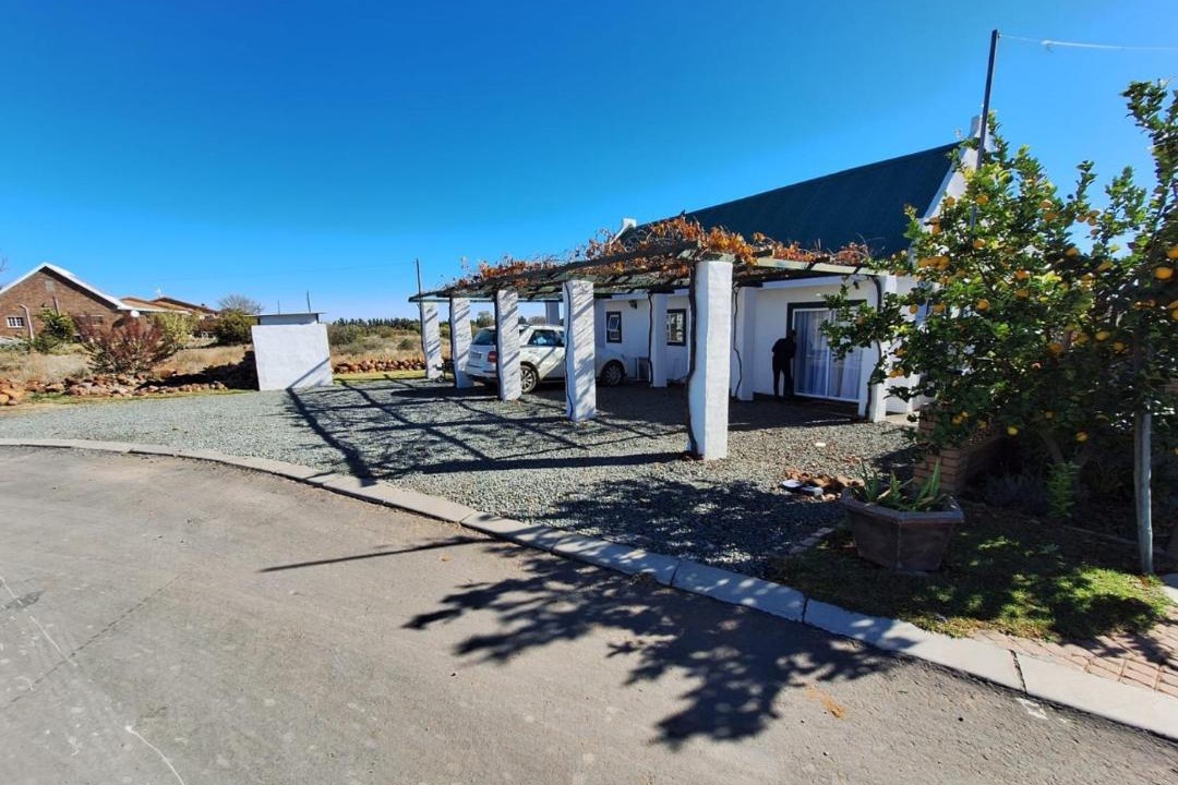 Photo of Others in Orania