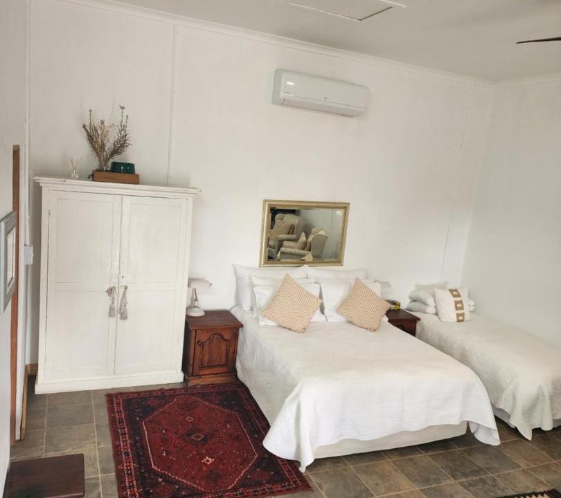 Photo of Bedroom in Thembelihle