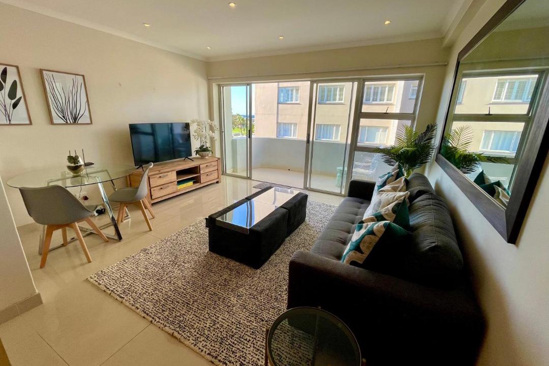 Photo of Livingroom in Mouille Point