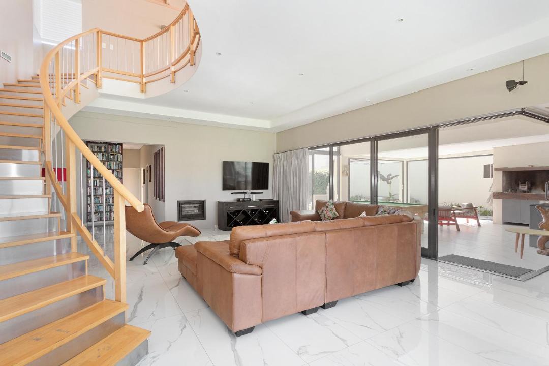 Photo of Livingroom in Sunset Beach