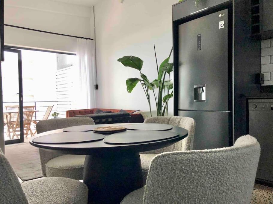 Photo of Livingroom in West Beach