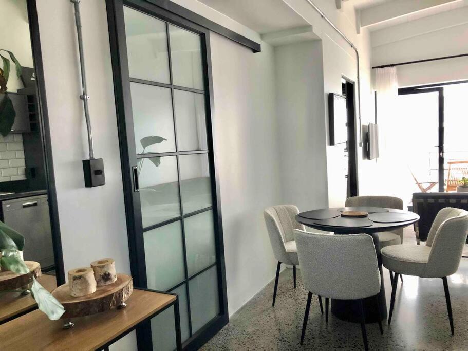 Photo of Livingroom in West Beach