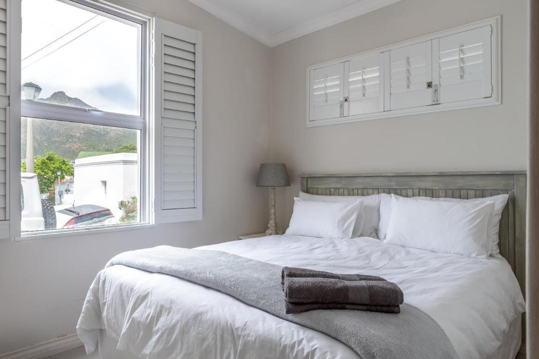 Photo of Bedroom in Redhill