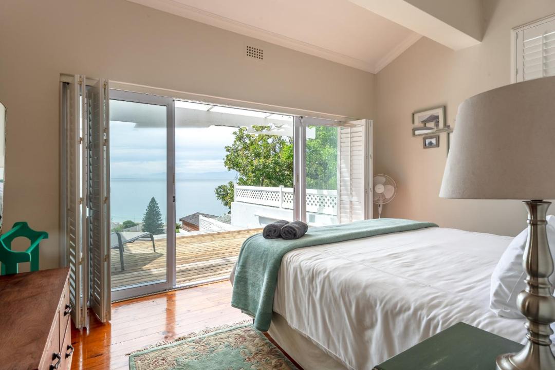 Photo of Bedroom in Redhill