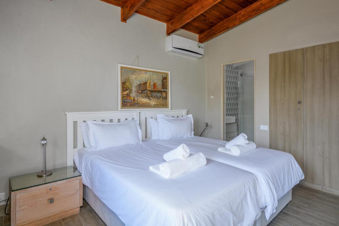 Photo of Bedroom in San Lameer