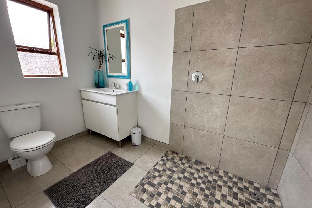 Photo of Bathroom in Jeffreys Bay