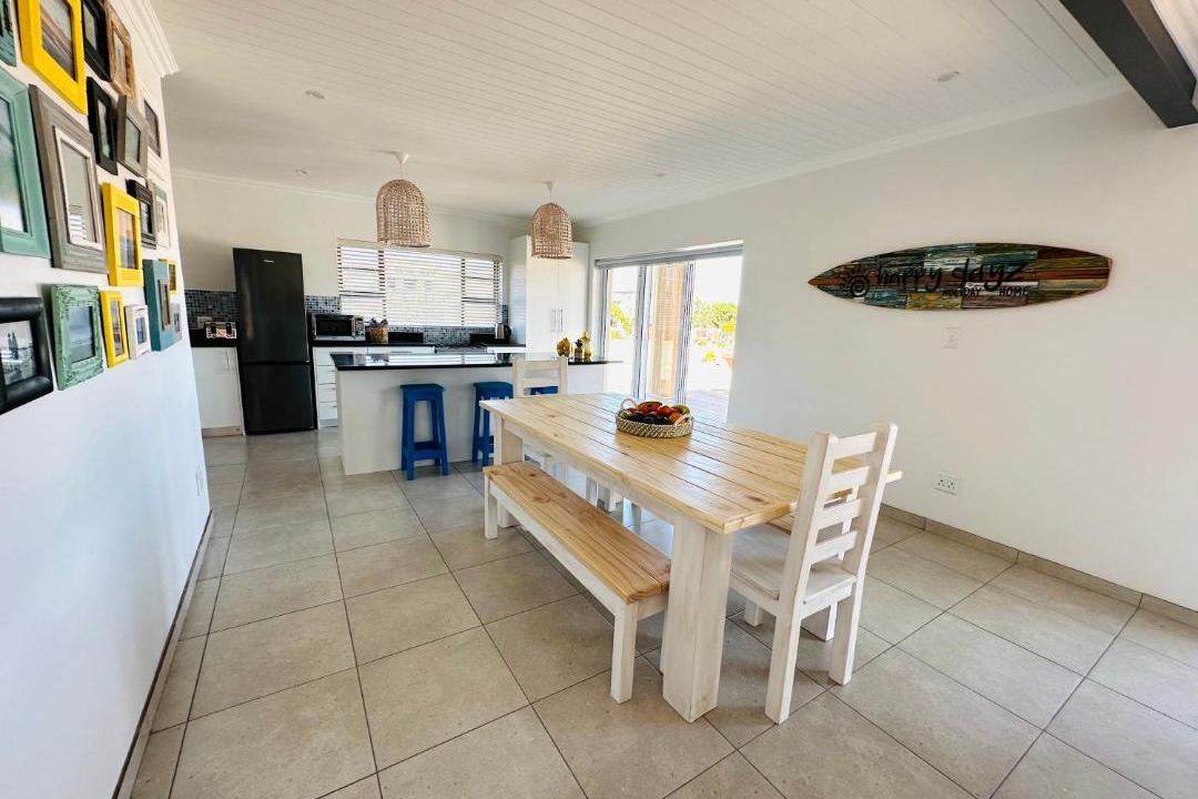 Photo of Livingroom in Jeffreys Bay