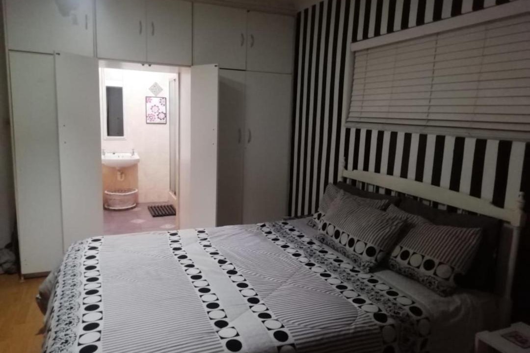 Photo of Bedroom in Kraaifontein
