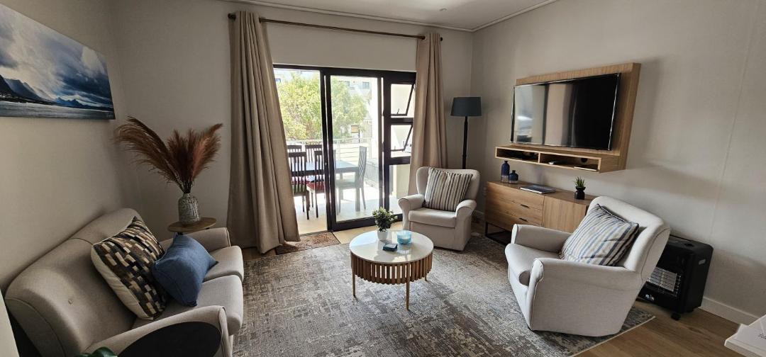 Photo of Livingroom in Hermanus City-Centre