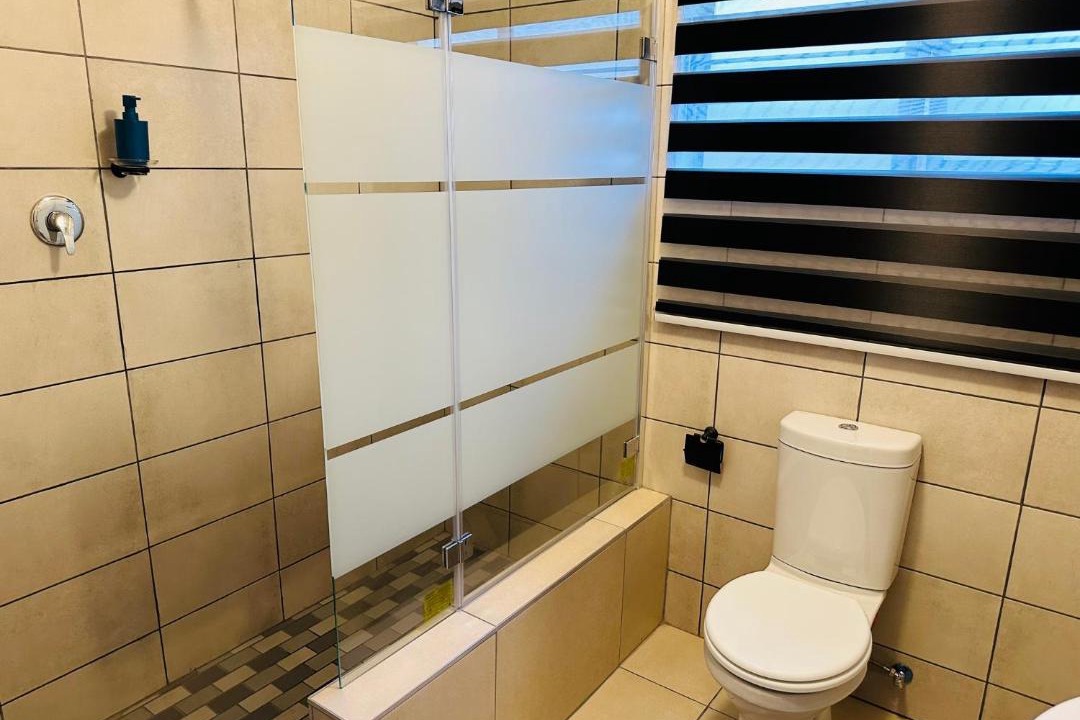 Photo of Bathroom in Bezuidenhout Valley
