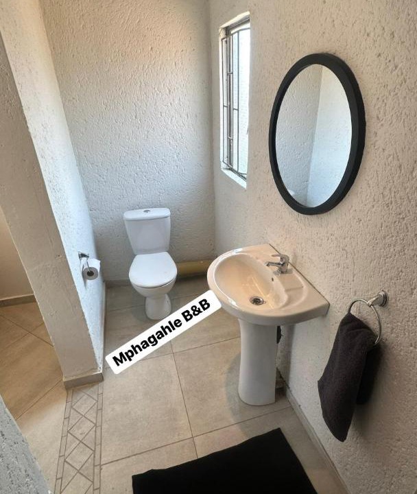 Photo of Bathroom in Elias Motsoaledi