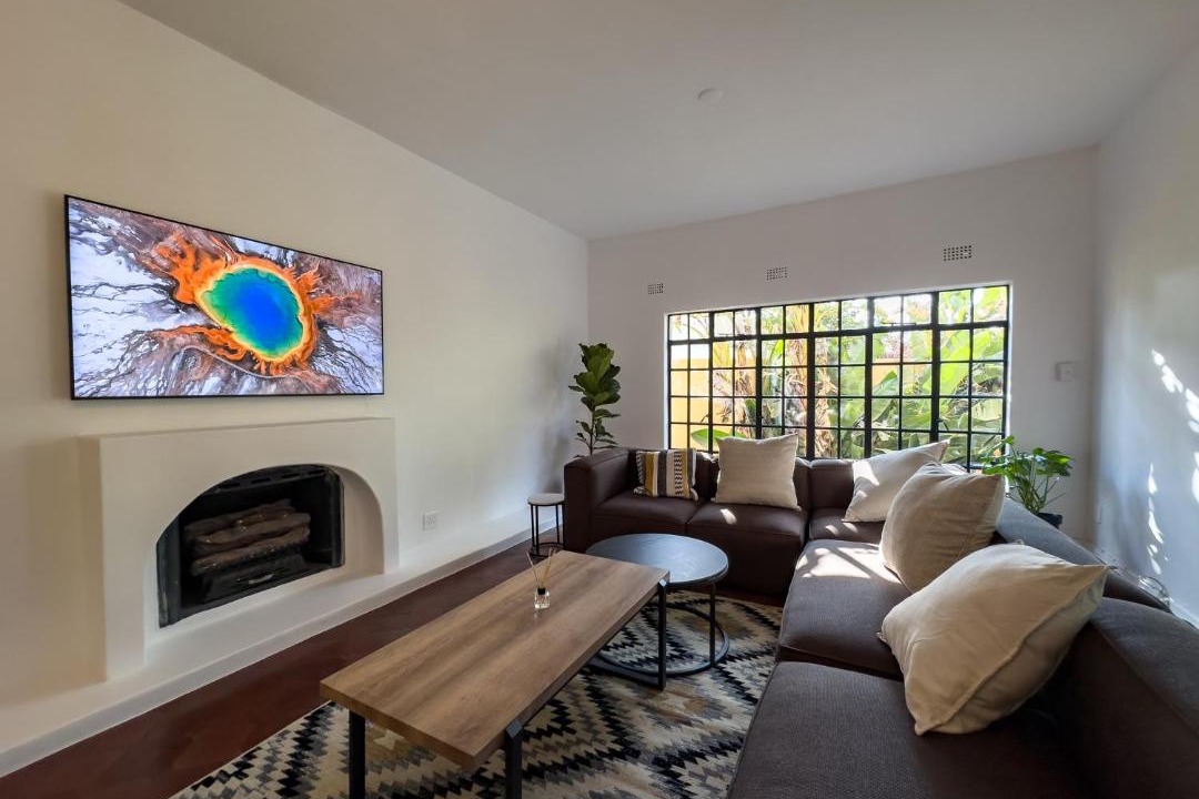 Photo of Livingroom in Greater Johannesburg Metropolitan Area