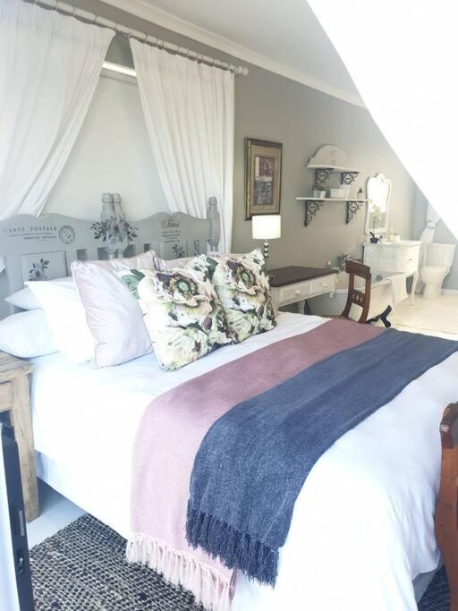 Photo of Bedroom in Glentana