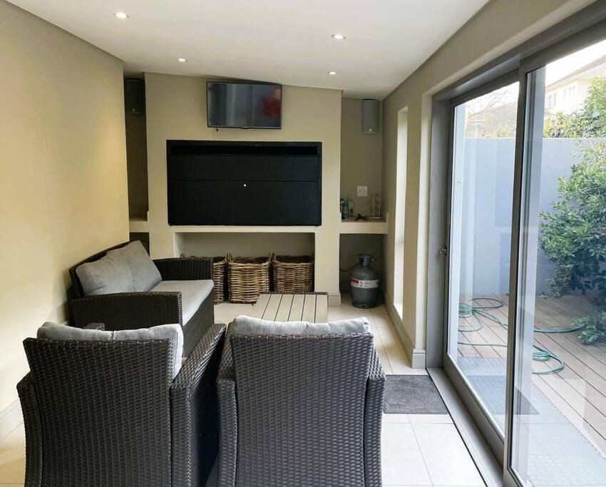 Photo of Livingroom in Stellenbosch Central