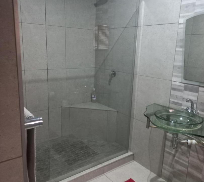 Photo of Bathroom in Upington