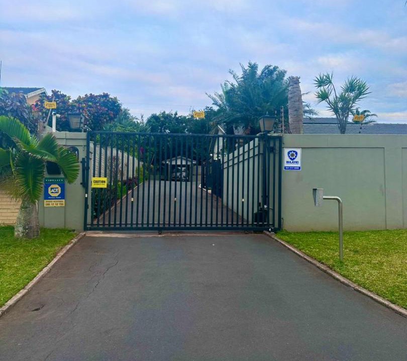 Photo of Others in La Lucia
