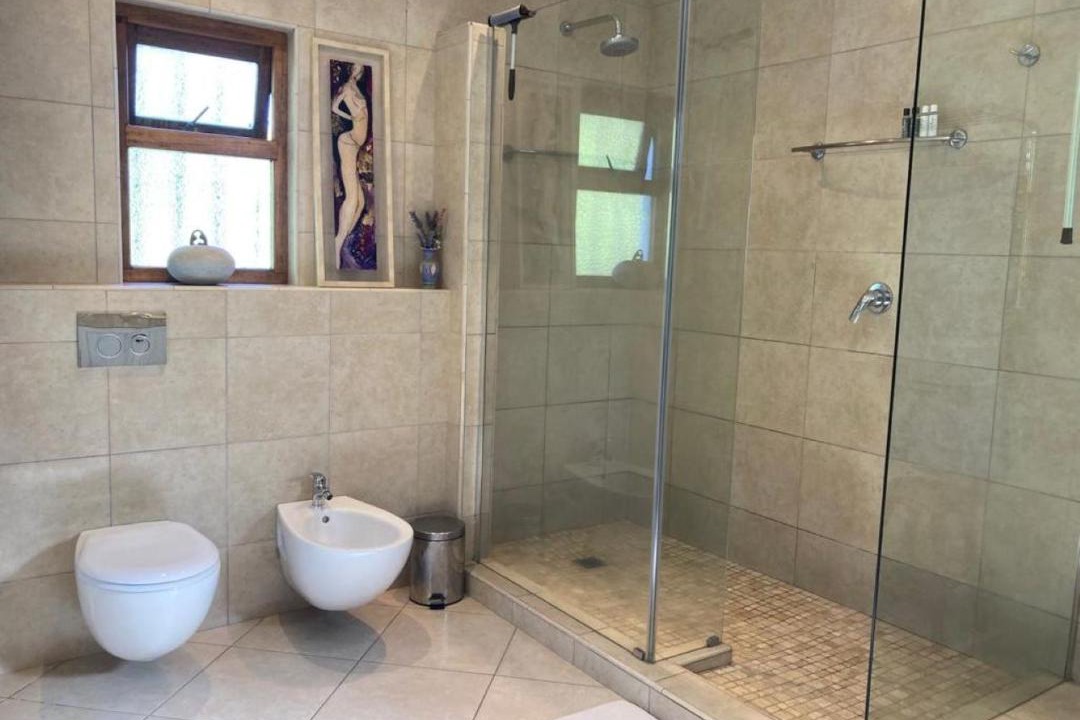 Photo of Bathroom in Raithby