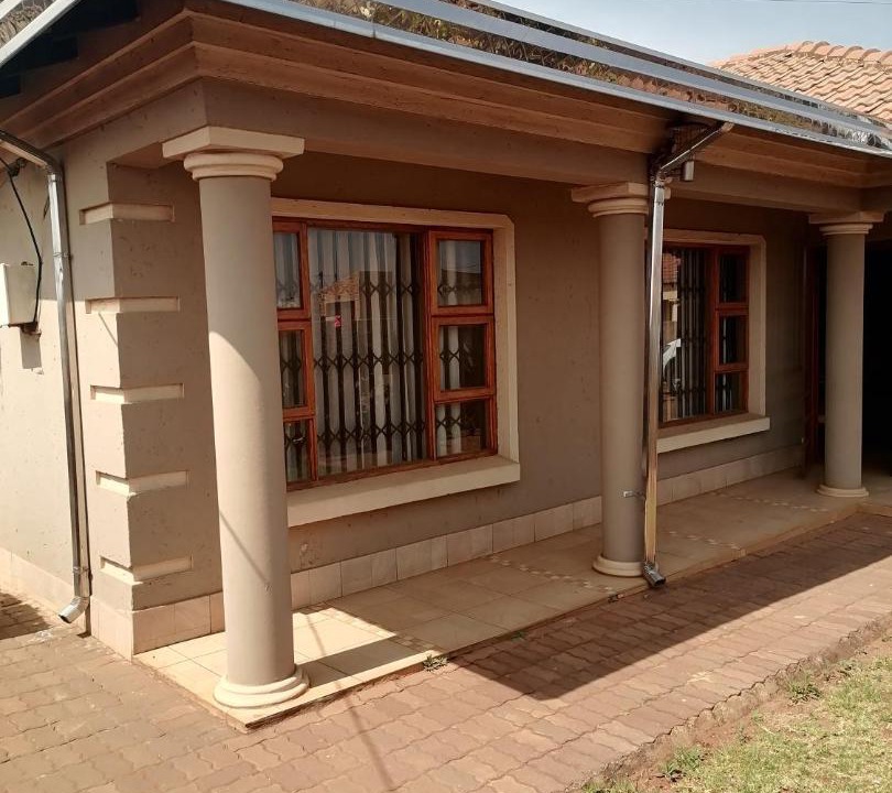 Photo of Others in Katlehong