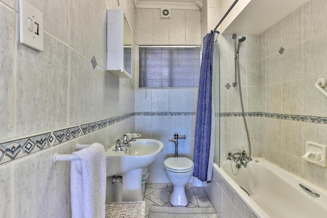 Photo of Bathroom in Mouille Point