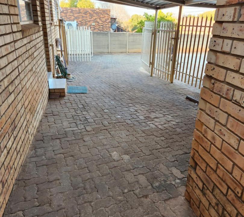 Photo of Others in Zeerust