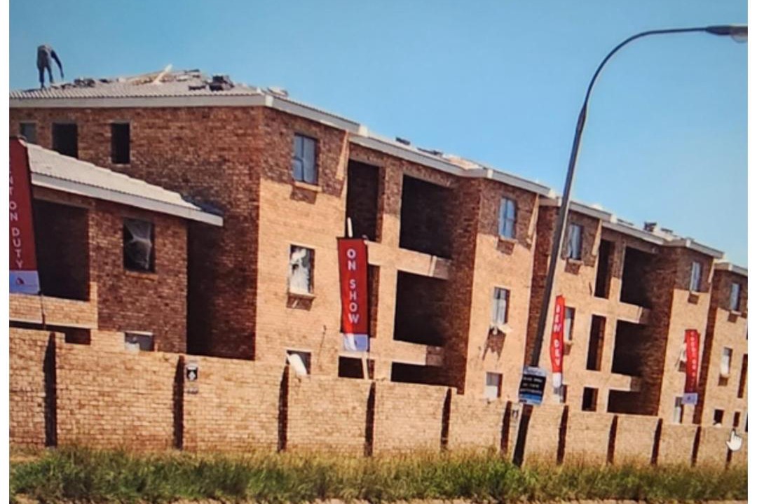 Photo of Buildings in Alberton