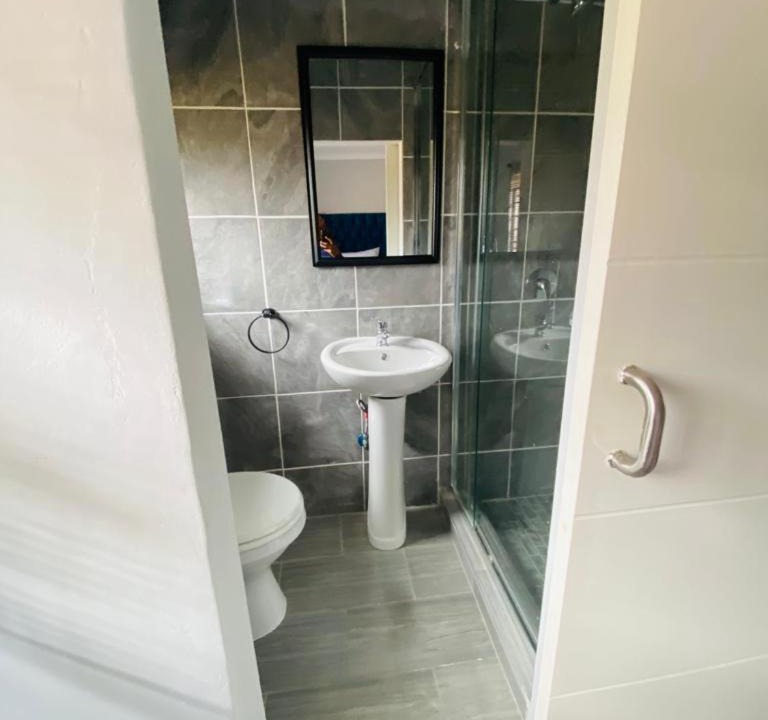 Photo of Bathroom in Bezuidenhout Valley
