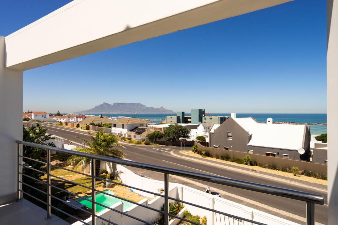 Photo of Patio Balcony in Big Bay