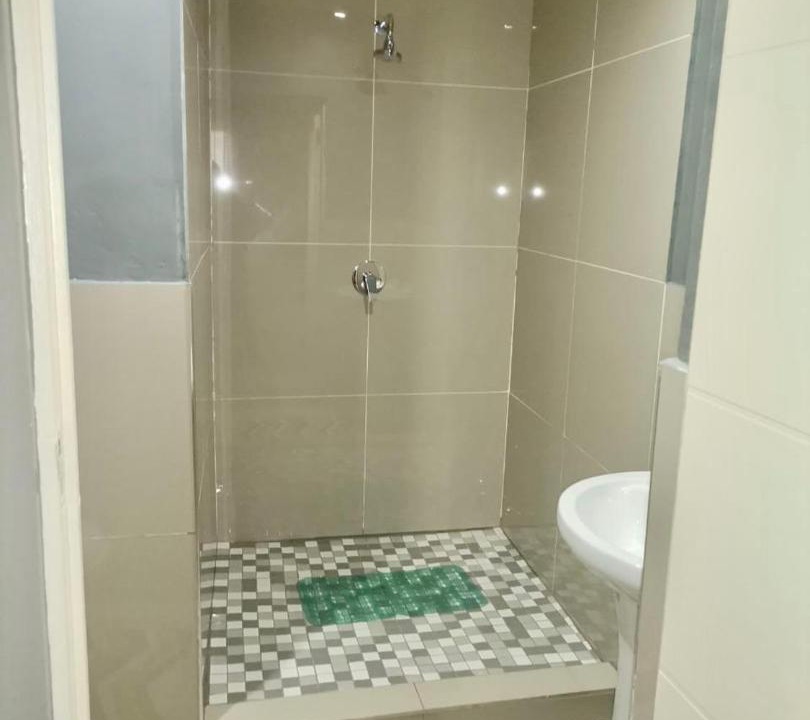 Photo of Bathroom in Semonkong