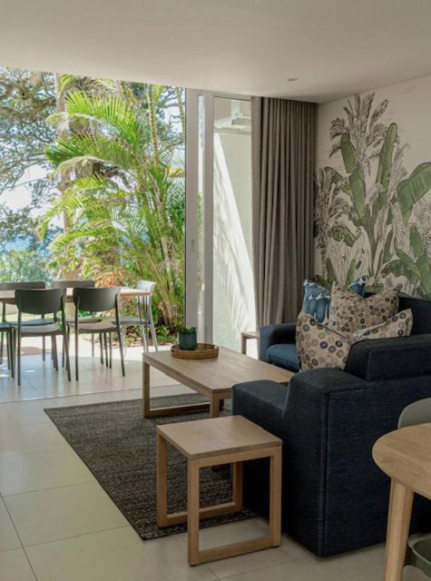 Photo of Livingroom in Selection Beach