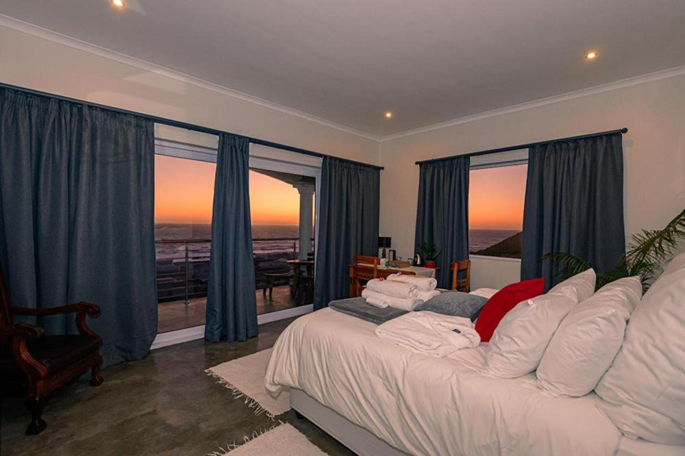 Photo of Others in Yzerfontein
