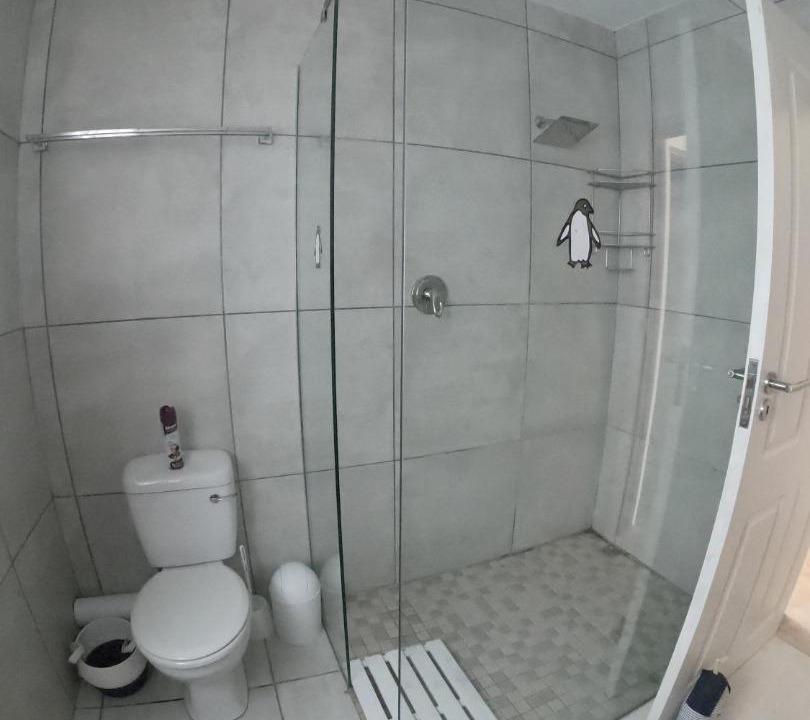 Photo of Bathroom in Strandfontein