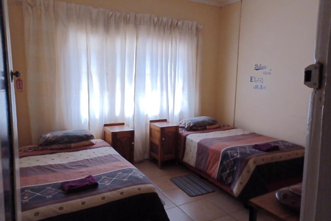 Photo of Bedroom in eNtokozweni