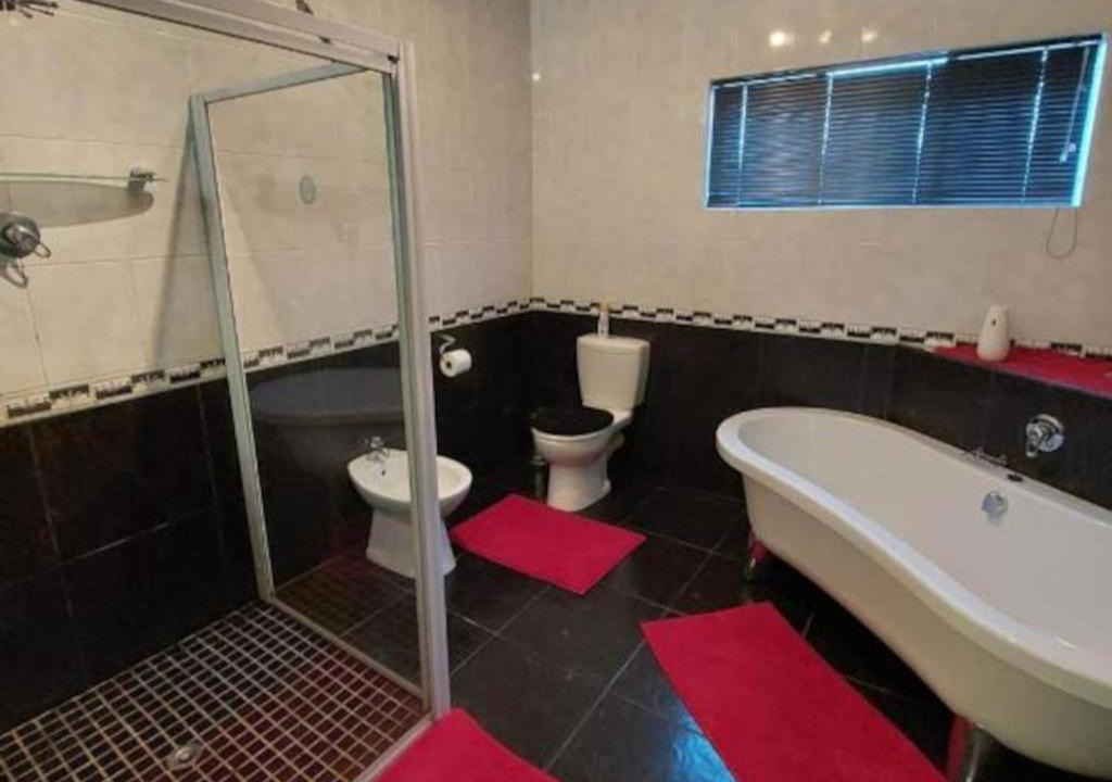 Photo of Bathroom in Ga-Segonyana