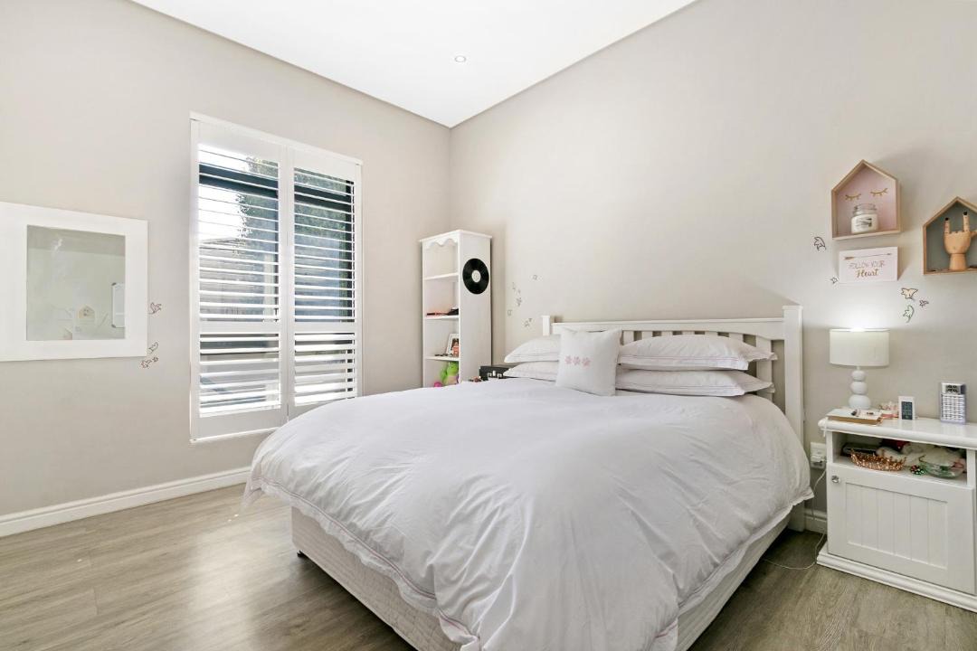Photo of Bedroom in Sunset Beach
