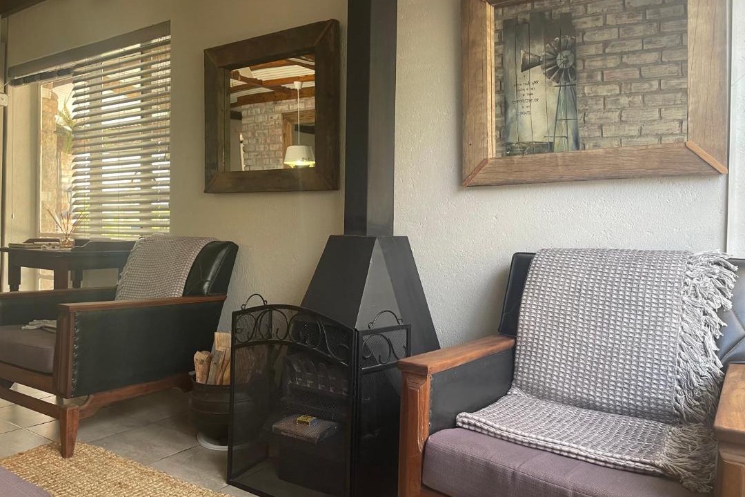 Photo of Livingroom in Karoo Hoogland